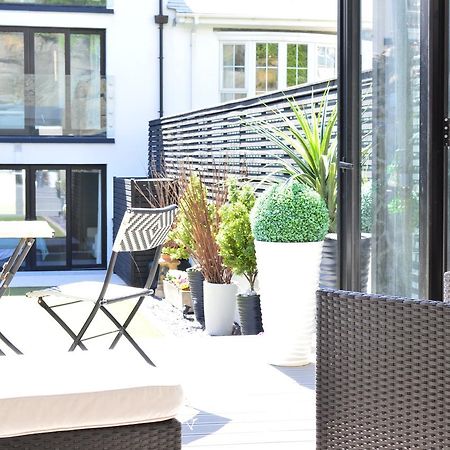 Pier39Portrush Adult Only Bed & Breakfast Exterior photo
