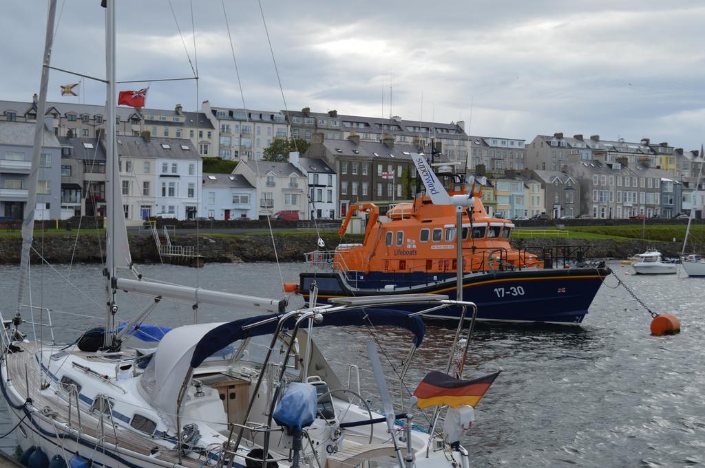 Pier39Portrush Adult Only Bed & Breakfast Exterior photo